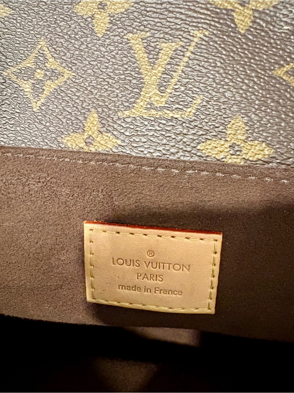 Authentic Louis Vuitton Monogram Pochette Metis - Picture 5 of 8